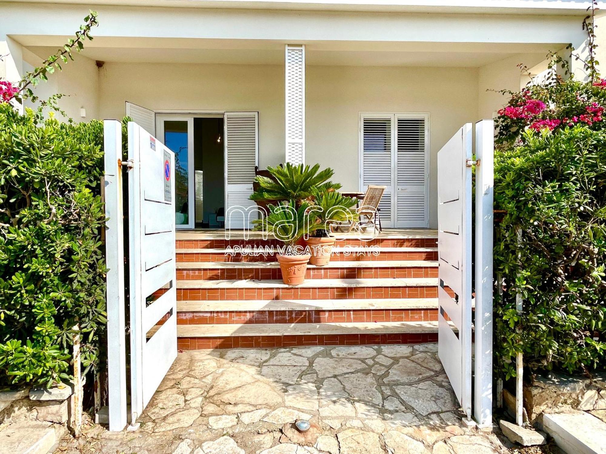 Villa Nauna, Fronte Mare Con Giardino E Terrazzo - Marea Stays Collection Нардо Экстерьер фото