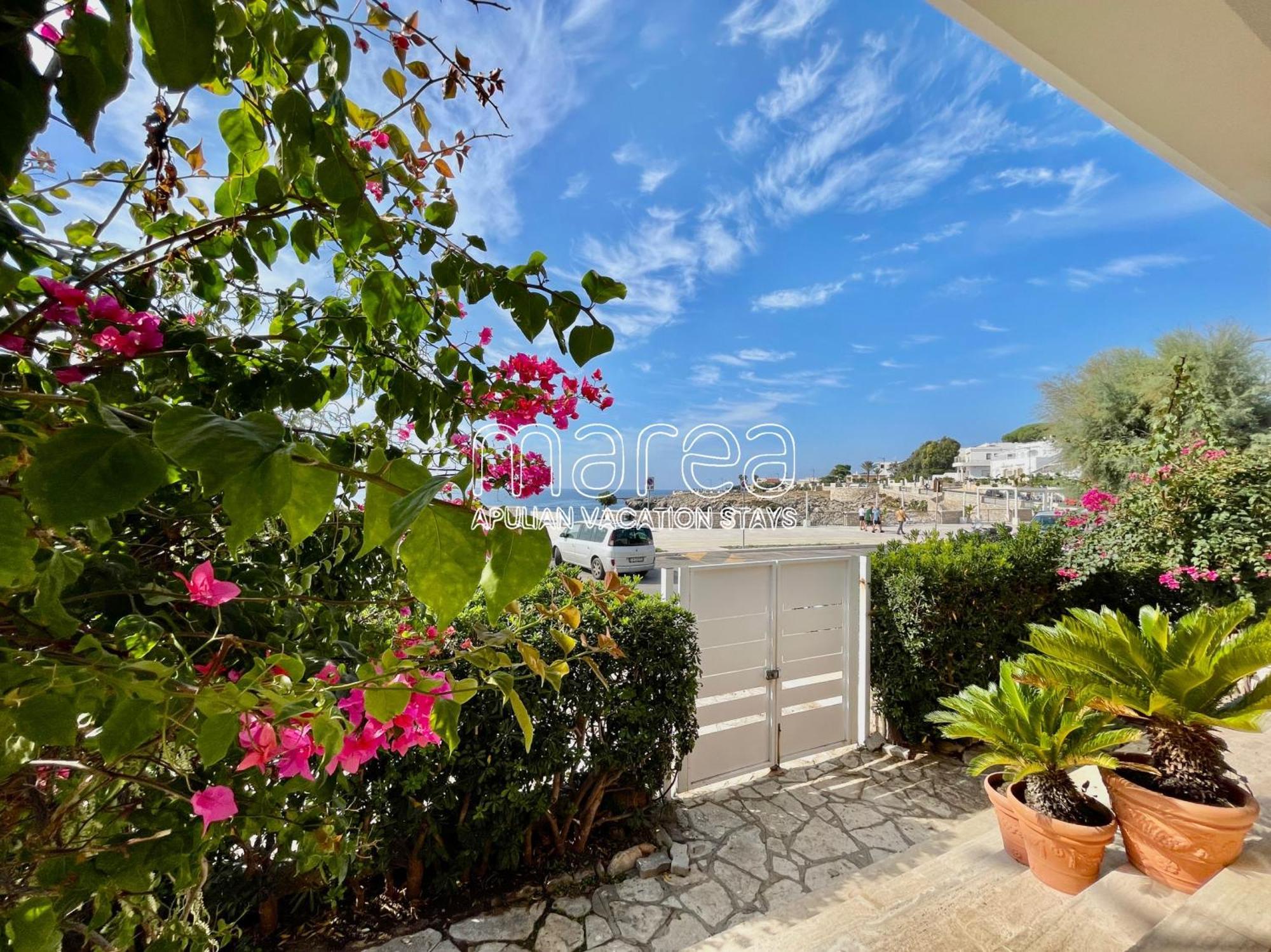 Villa Nauna, Fronte Mare Con Giardino E Terrazzo - Marea Stays Collection Нардо Экстерьер фото