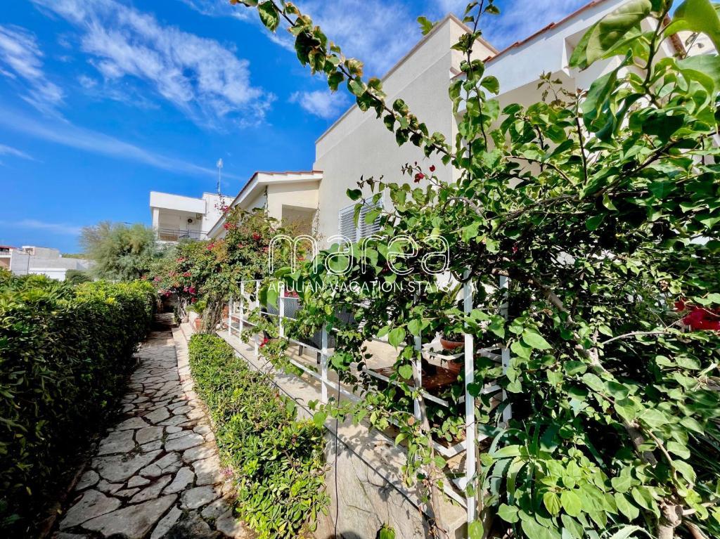 Villa Nauna, Fronte Mare Con Giardino E Terrazzo - Marea Stays Collection Нардо Экстерьер фото